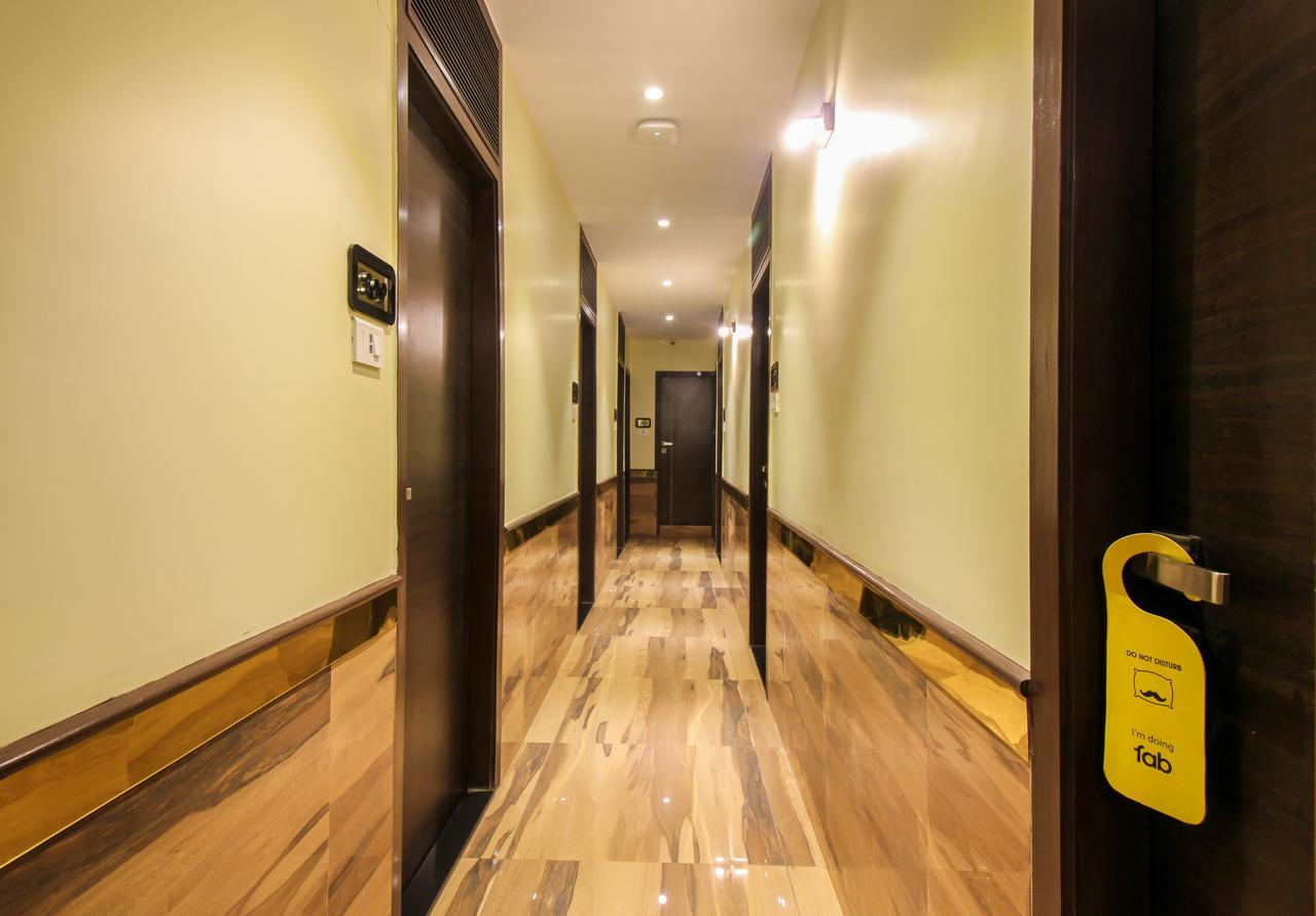 Fabexpress Adlon Andheri East ムンバイ エクステリア 写真
